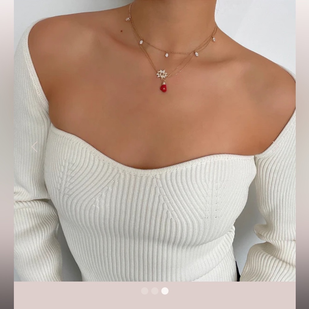 H&M ribbed sweetheart neckline sweater SMALL